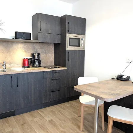 Domitys Saria 4* Serris